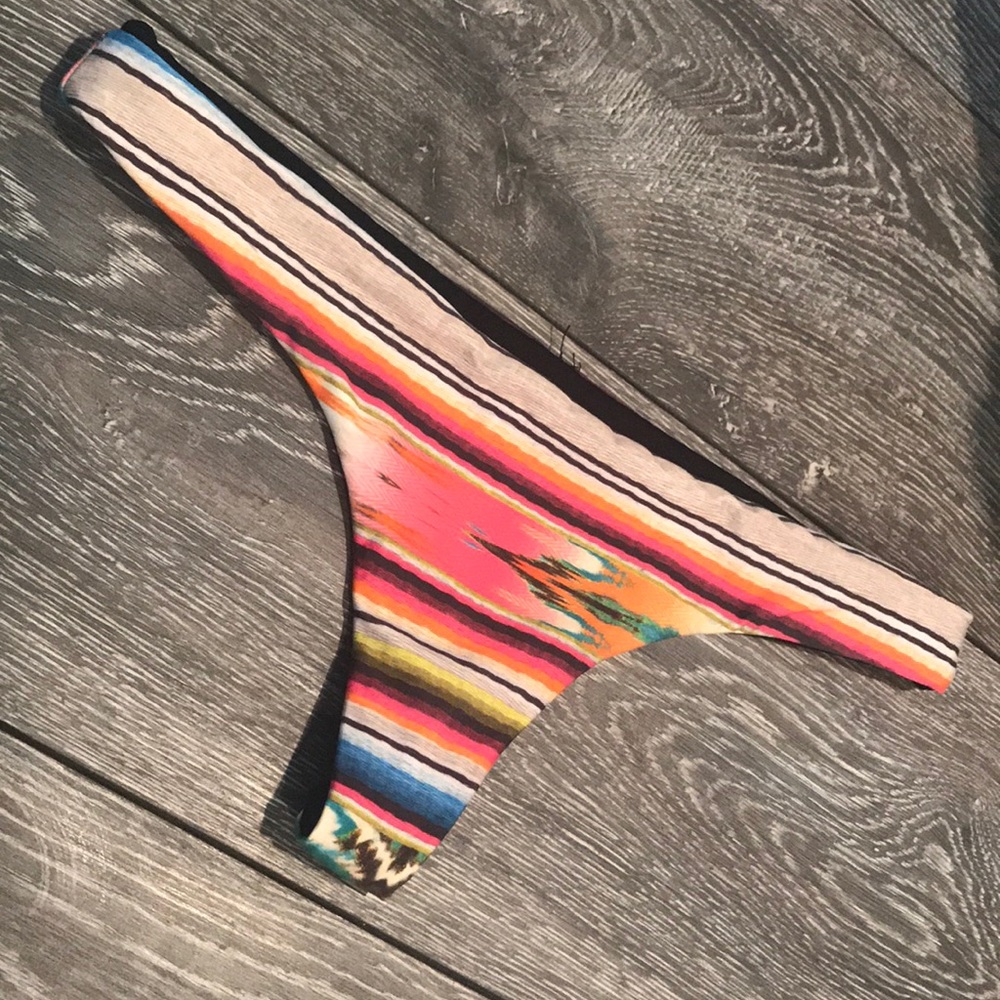 L-Space Cheeky Bottoms🥰